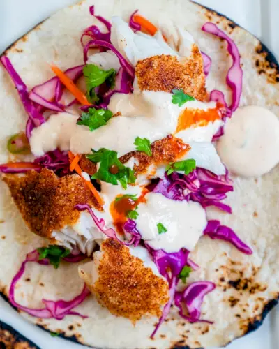 Salada de taco de peixe