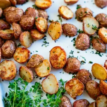 Pommes de terre rouges rôties