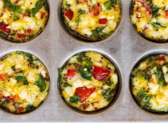 Healthy breakfast pizzas