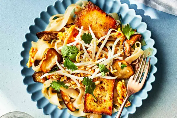 Pad Thai z grzybami i tofu