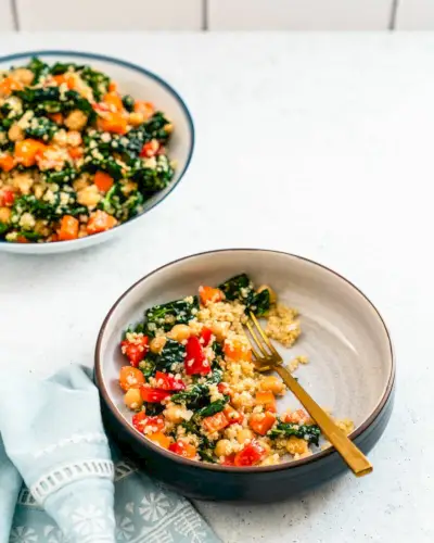Salada saudável de quinoa