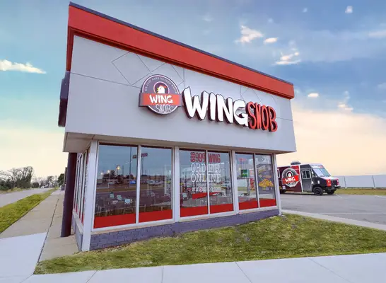 Wing Snob restaurant exterior
