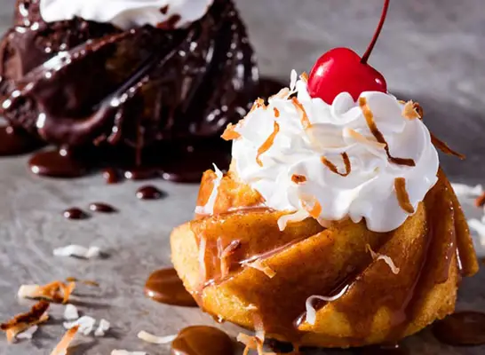 cheddars scratch kitchen mini cake