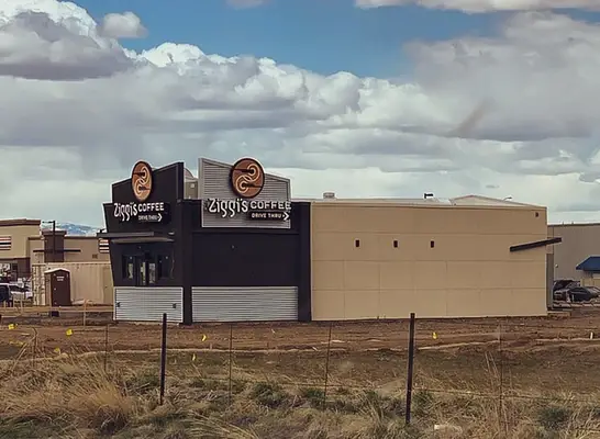 Tim Hortons exterior.