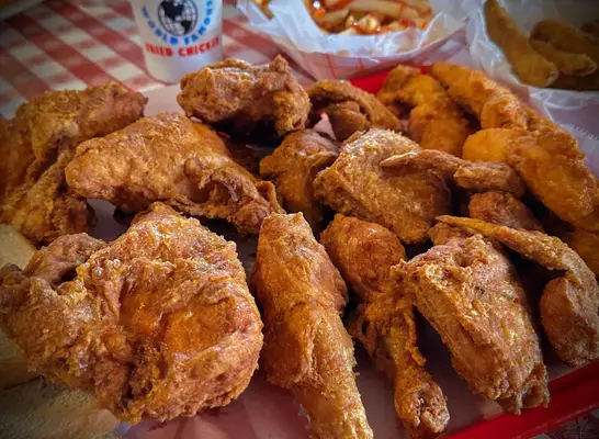 raising canes box combo extra sauce