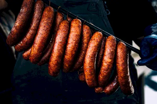 Liens de saucisses au Heritage Barbecue
