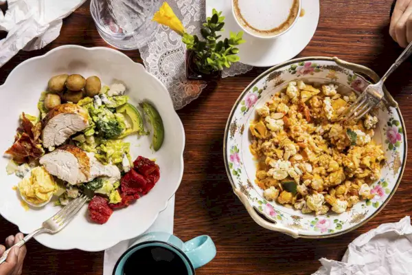 Comida inspirada no sul no Dottie's em Savannah, Geórgia