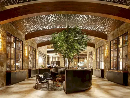 Lobby des Archer Hotels