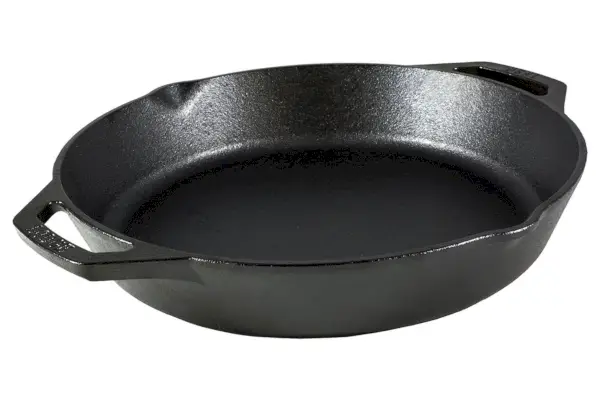 Lodge 12 Zoll vorgewürzte Gusseisenpfanne – Dual-Assist-Griffe – Verwendung im Ofen, auf dem Herd, auf dem Grill oder über einem Lagerfeuer – Schwarz