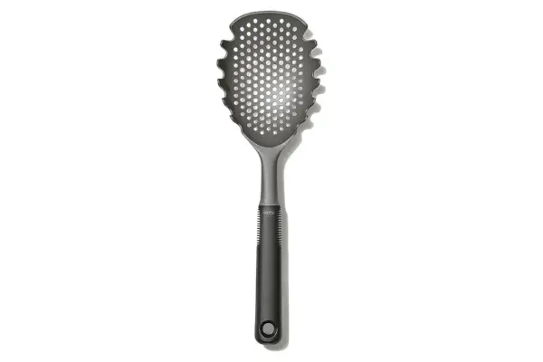 Amazon OXO グッドグリップ パスタスクープ ストレーナー