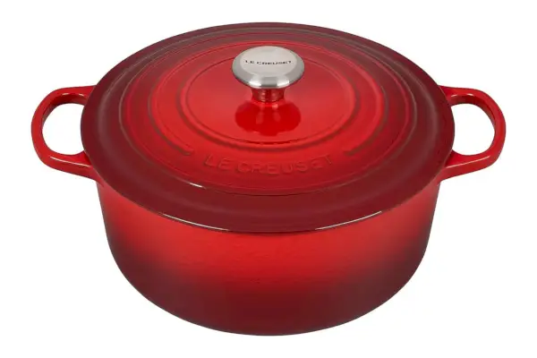 Amazon Le Creuset Signature Round Dutch Oven aus emailliertem Gusseisen