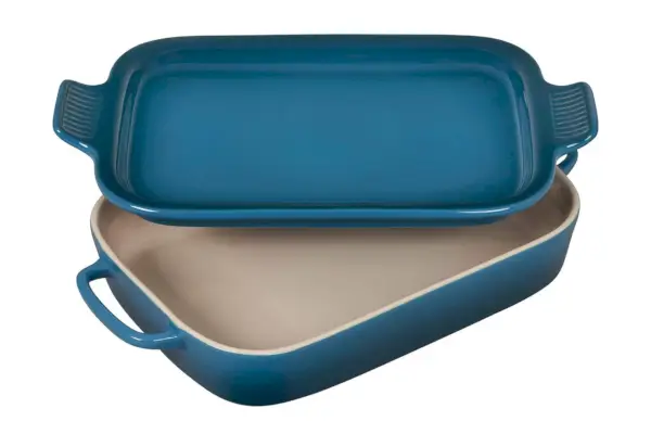 Amazon Le Creuset Rechteckige Steinzeugschale mit Plattendeckel