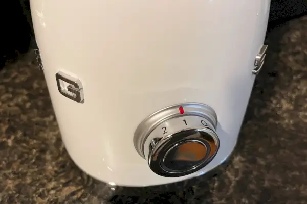 Ovládacie koliesko osobného mixéra Smeg