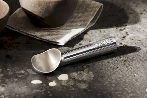 Balance alimentaire en acier inoxydable OXO Good Grips