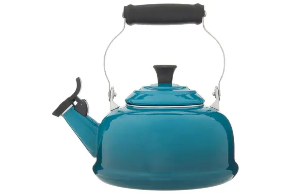 Bollitore a fischio classico Le Creuset
