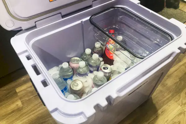 Frigo portatile Pelican 65QW Elite con ruote