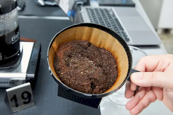 Máquina de café média totalmente automática SMEG