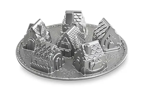 Panvica na pečenie Nordic Ware Cozy Village