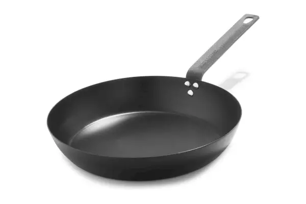 Indukčná panvica Merten & Storck z uhlíkovej ocele s 12 kusmi