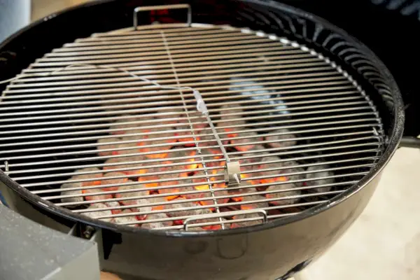 SnS Slow 'N Sear Travel Kettle Grill