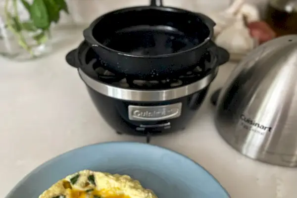 DASH Deluxe Sous Vide Style Maker na kousání vajec
