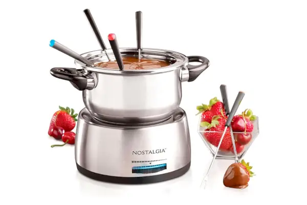 Nostalgia 1,5-litrový nerezový elektrický hrniec na fondue