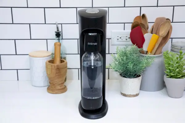 Výrobník perlivej vody a sódy Drinkmate OmniFizz
