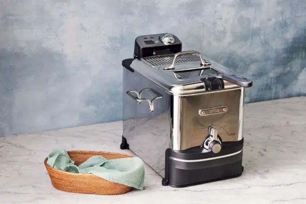 DeLonghi D44528DZ Livenza Easy Clean Fritteuse