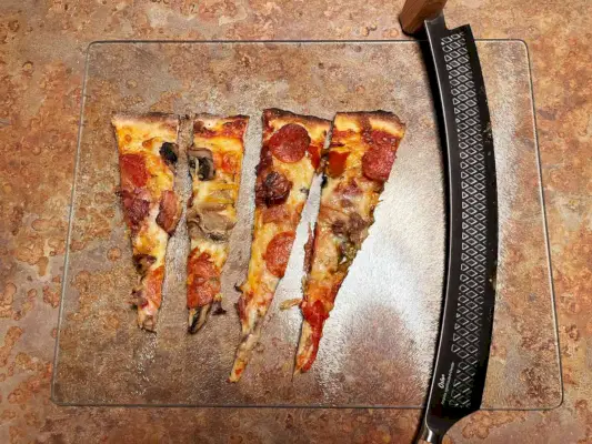 Boska Extra Large Cheese & Pizza Knife ציפוי ליד פיצה חתוכה