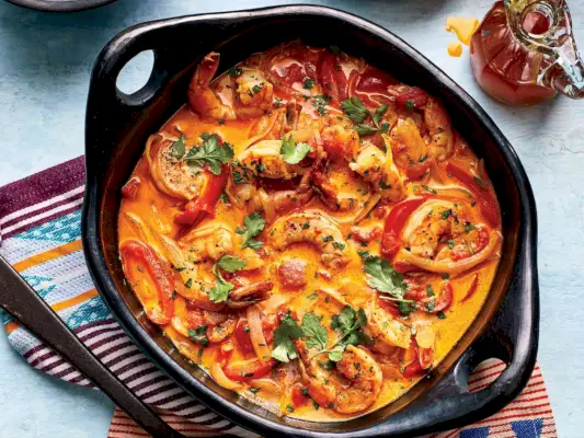 Gulasz z brazylijskich owoców morza Moqueca