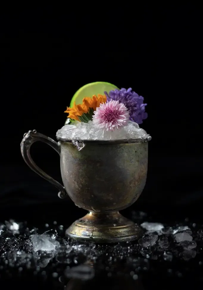 Gartenfeen-Cocktail mit Absinth und Gurke