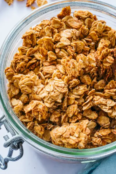 Granola z arašidového masla