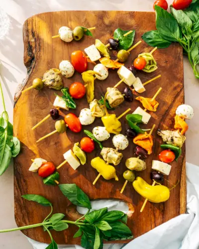 Brochetas de antipasto