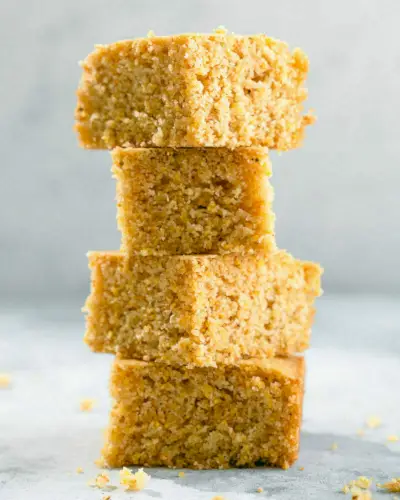 Pão de milho vegano