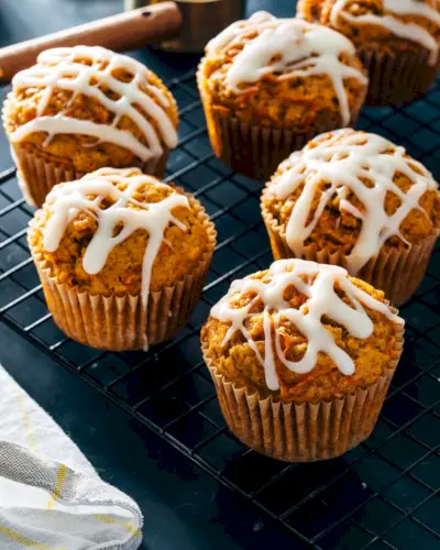 Muffiny z mrkvovej torty