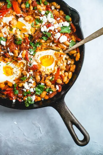 Shakshuka com queijo feta