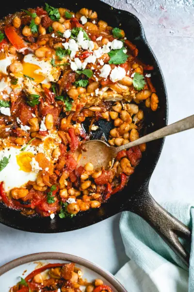 Shakshuka com queijo feta