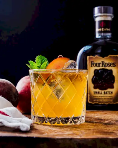 Coquetel Bourbon de Pêssego
