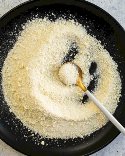 Wie man Knoblauchsalz macht