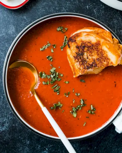 Sopa de Tomate
