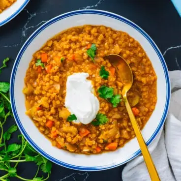 Sopa de lentilha vermelha