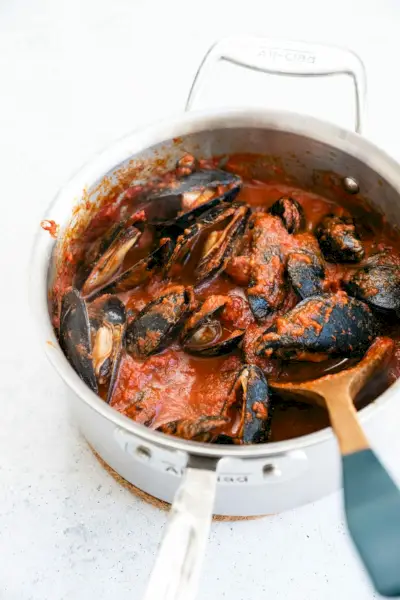 Moules dans une marmite