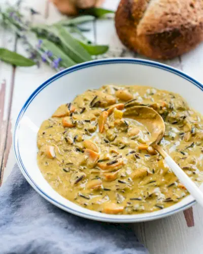 Sopa de arroz selvagem