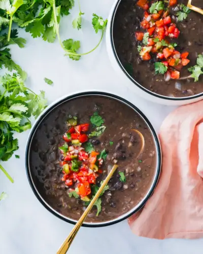 Rezept für schwarze Bohnensuppe