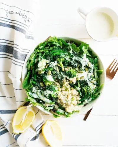 Go Green Bowls s citronovou jogurtovou omáčkou | Yumpulse