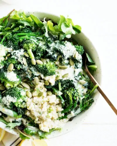 Go Green Bowls s citronovou jogurtovou omáčkou | Yumpulse