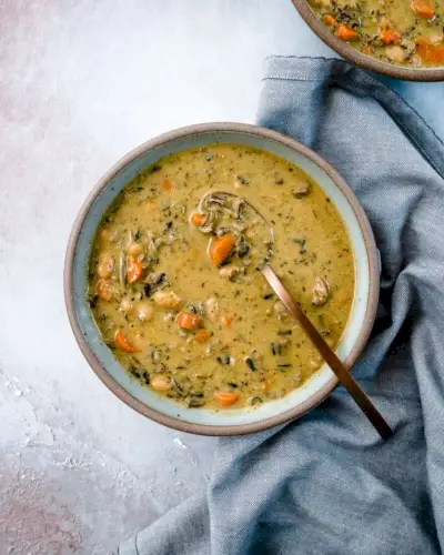 Receita de sopa de arroz selvagem | Sopa instantânea de arroz selvagem | Sopa de cogumelos com arroz selvagem
