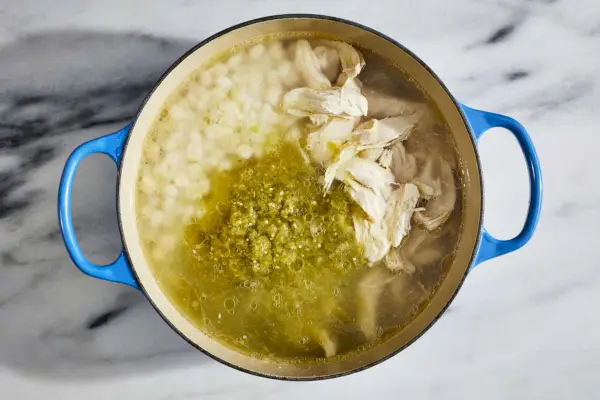 Hähnchen Pozole Verde