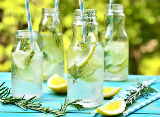 É água com gás para você? 8 efeitos colaterais do consumo de álcool