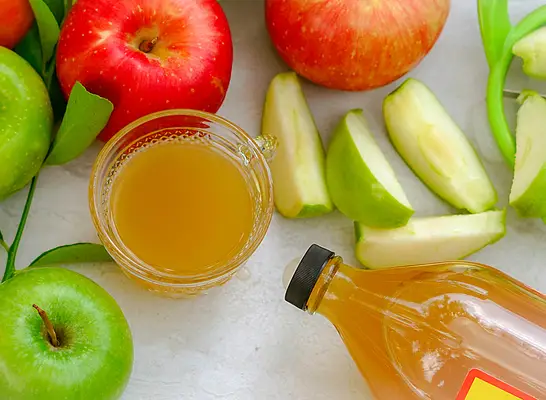 Die 4 besten Möglichkeiten zum Trinken von Apfelessig, sagt Diesitian